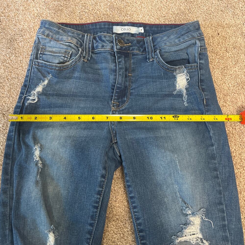 Ladies Cello Distressed Jeans SZ 7 - Picture 5 of 8